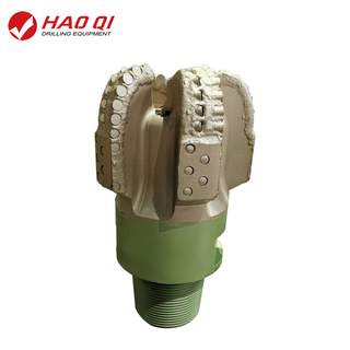 10 5/8" (269.9mm) Cuerpo de acero PDC Bits HS516T